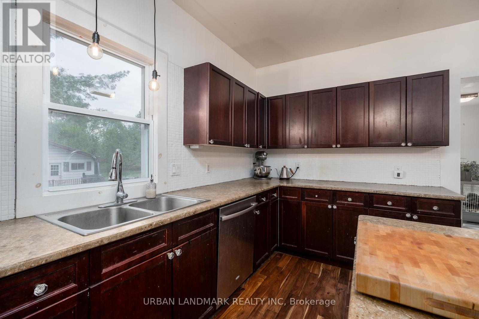 122 SEYMOUR STREET W - 14