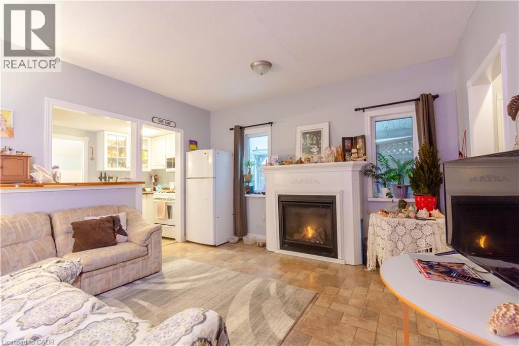 610 ELM Street - 10