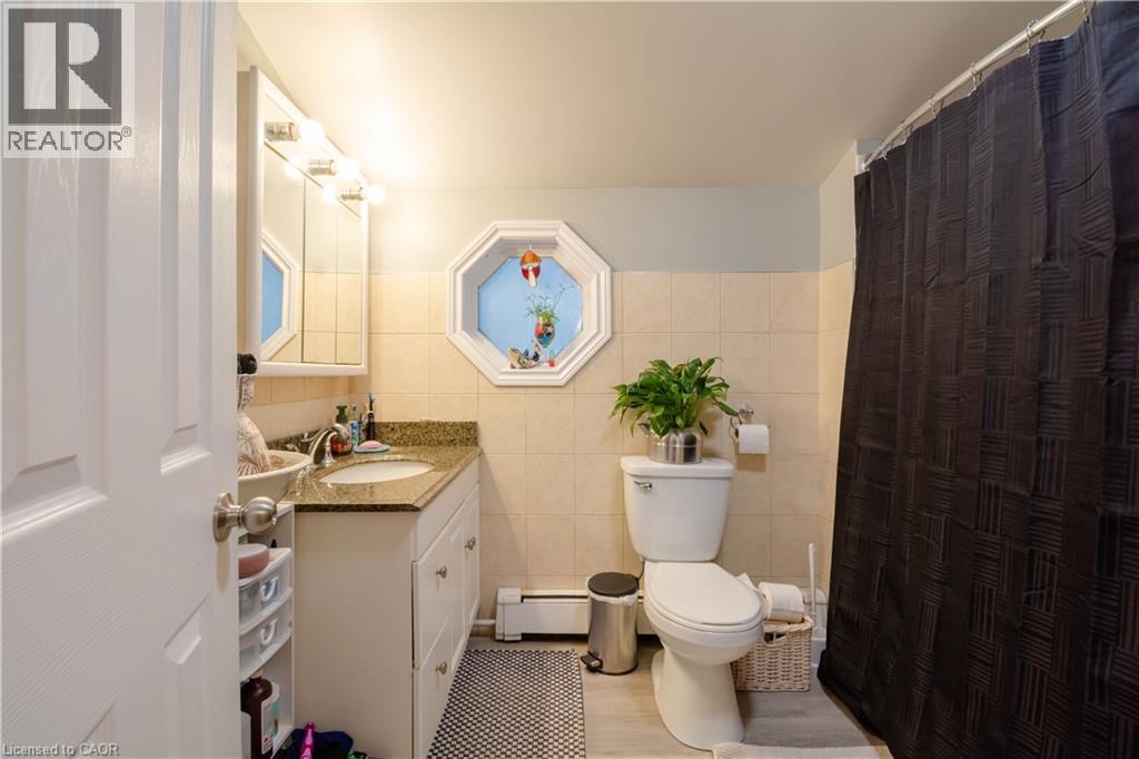 610 ELM Street - 13