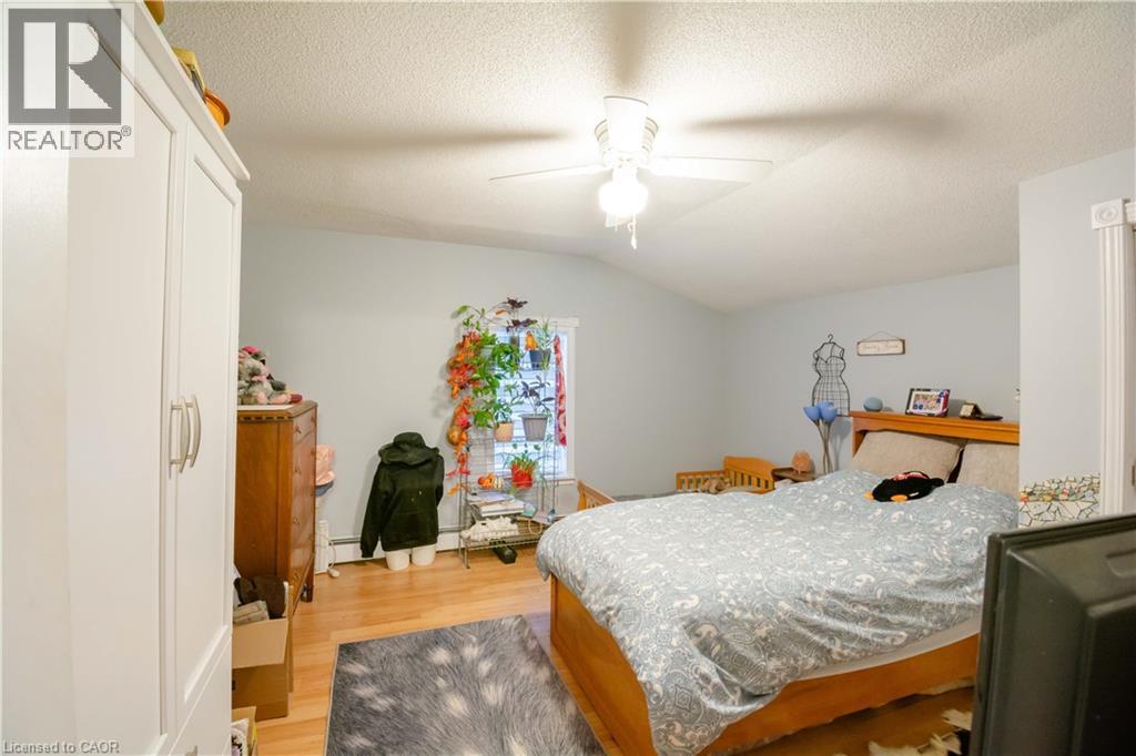 610 ELM Street - 14