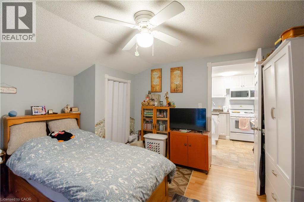 610 ELM Street - 15