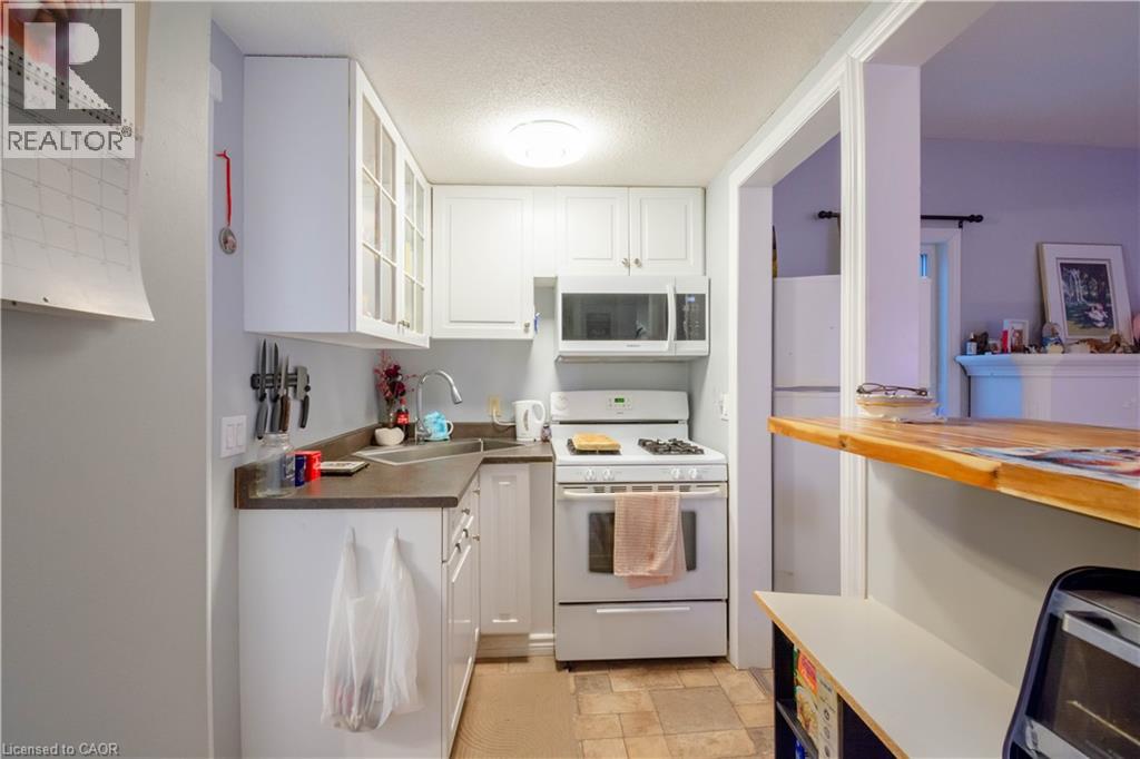 610 ELM Street - 16