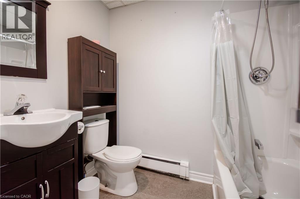 610 ELM Street - 26