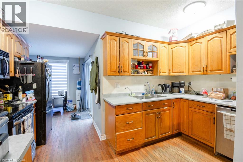 610 ELM Street - 30