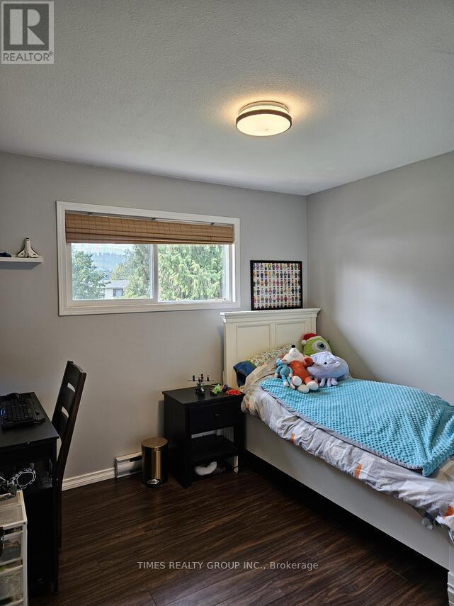 606 GILLIS AVENUE - Image 11