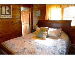 4332 Circle Drive, Fairmont Hot Springs, BC V0B1L2 Photo 23