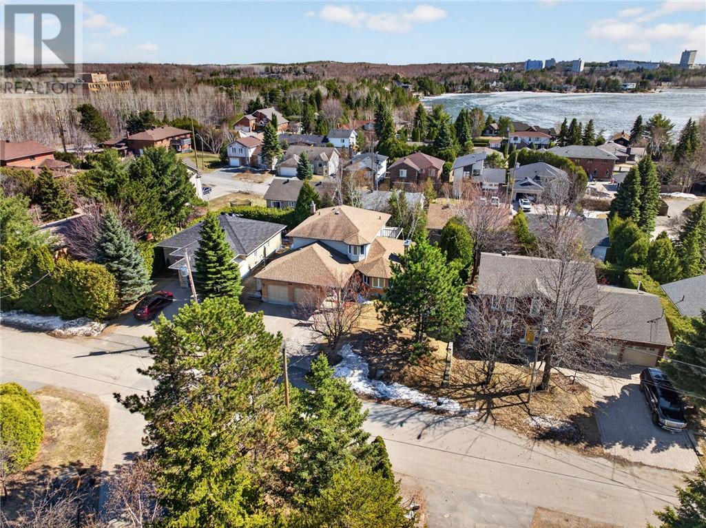 899 Roderick Avenue - 78