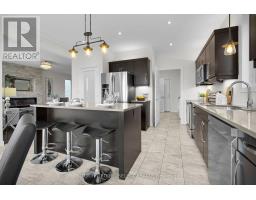 Pantry - 2080 Wateroak Drive, London North, ON N6G0P9 Photo 10