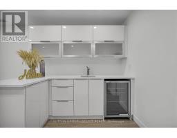2080 Wateroak Drive, London North, ON N6G0P9 Photo 32