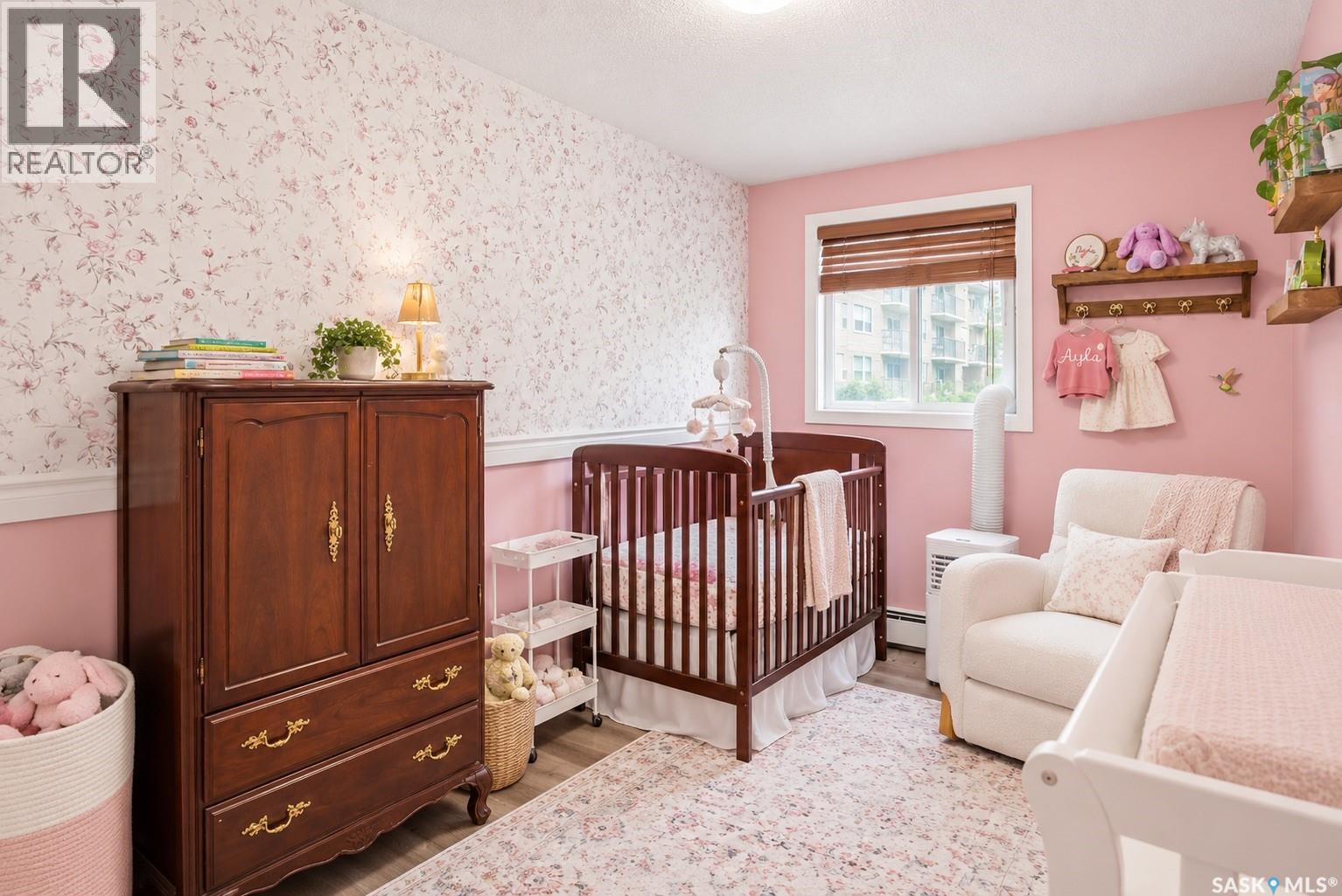 108 802B Kingsmere BOULEVARD, Saskatoon, Saskatchewan, S7J4B7, Saskatoon, Saskatchewan — photo 3 of 5