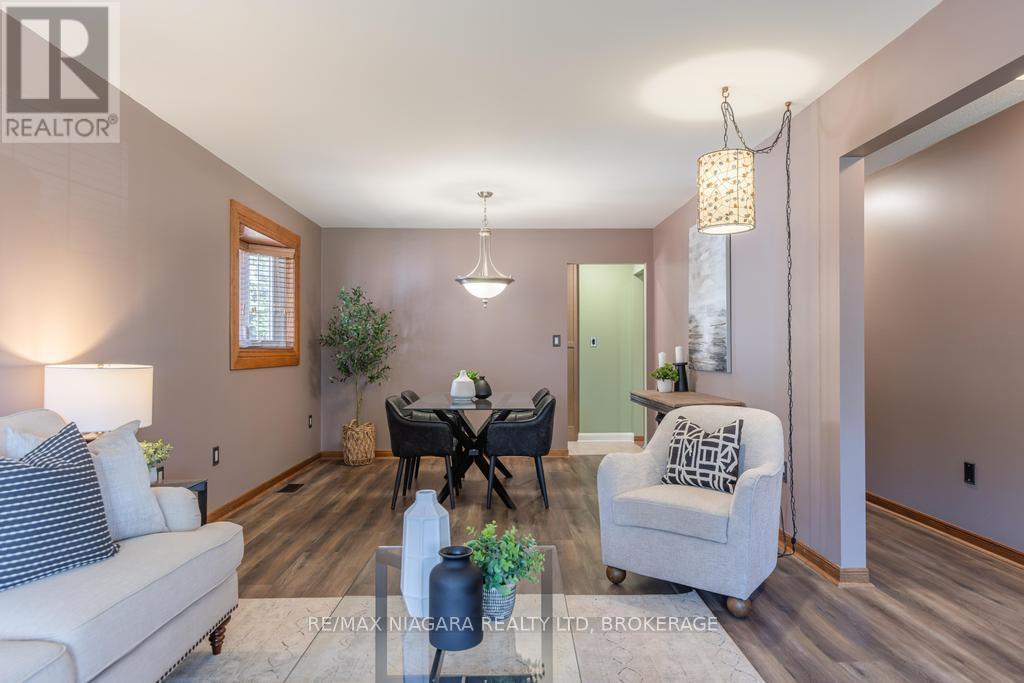 27 ANDREA DRIVE - Image 10