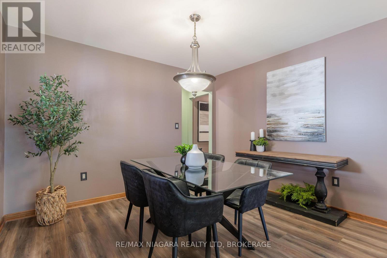 27 ANDREA DRIVE - Image 11