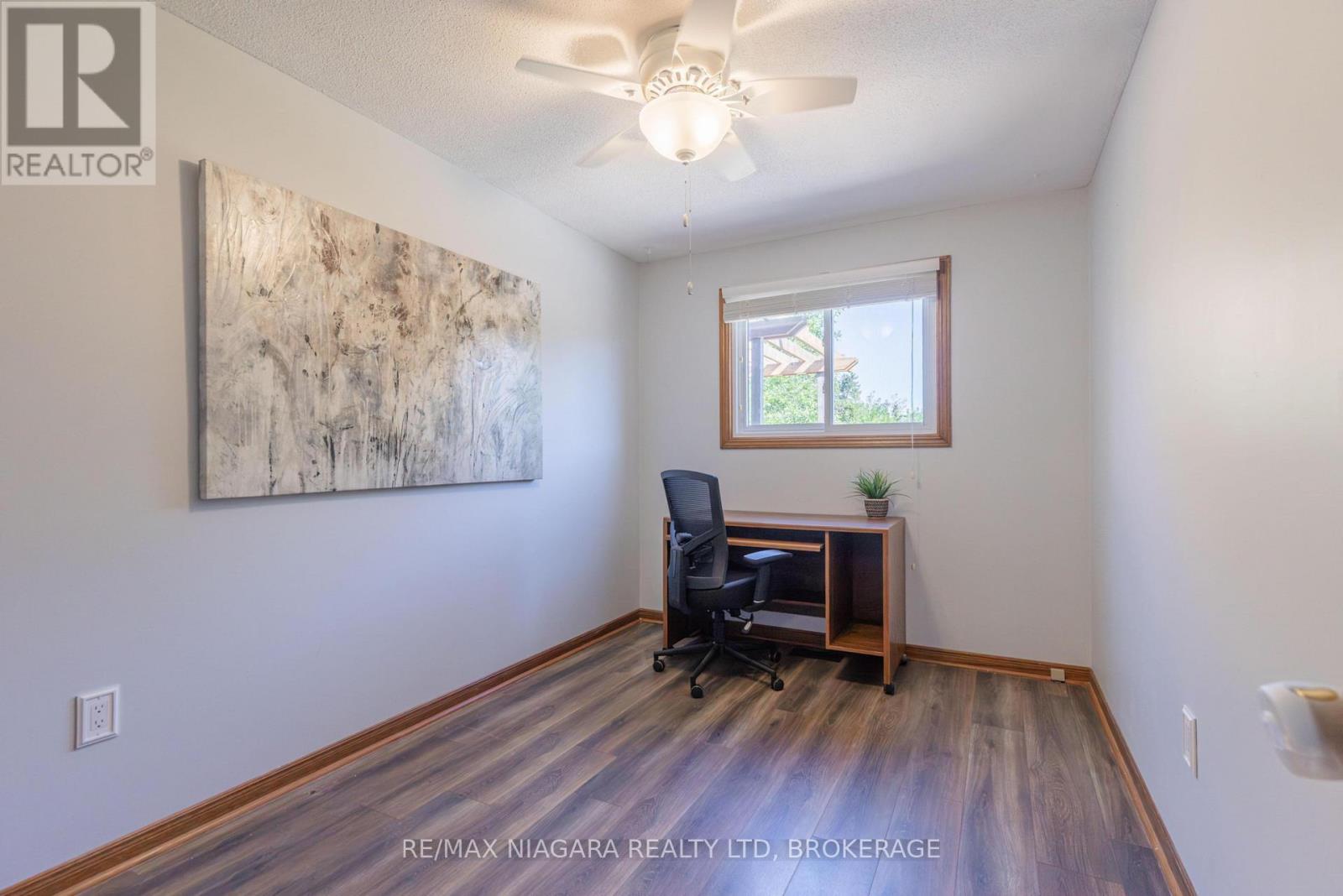 27 ANDREA DRIVE - Image 19