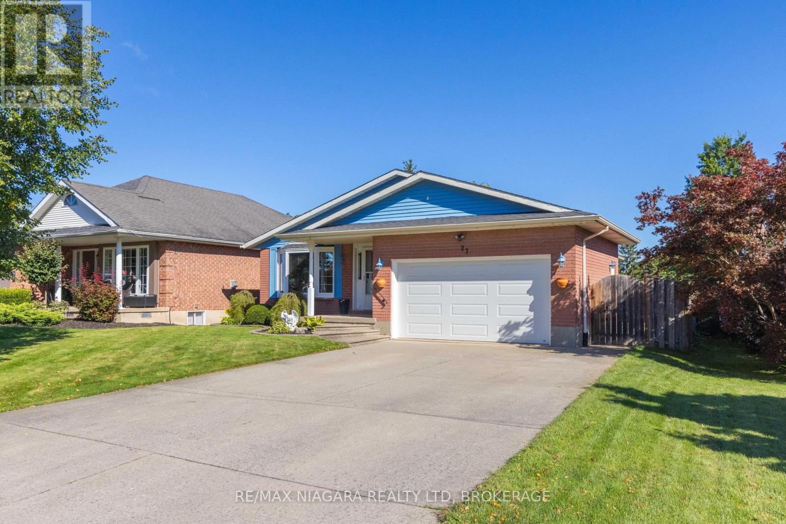 27 ANDREA DRIVE - 2