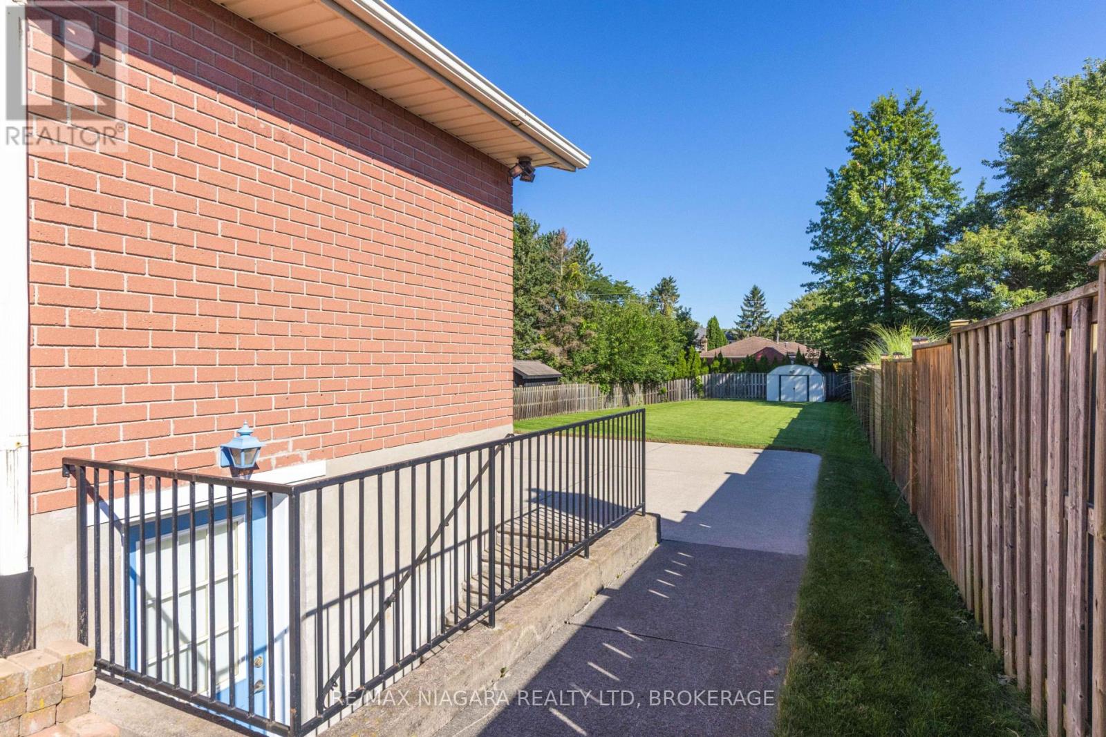 27 ANDREA DRIVE - Image 7