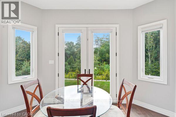 147 AMBROUS Crescent - 15