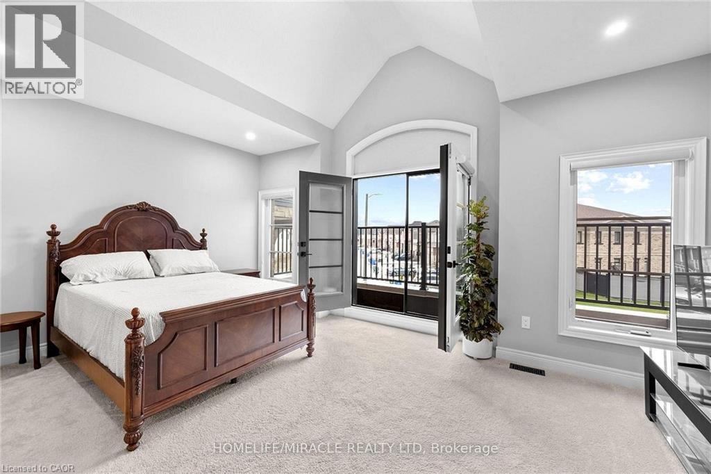 147 AMBROUS Crescent - 39