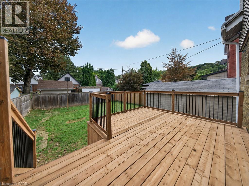 229 PARK Row S - Image 44