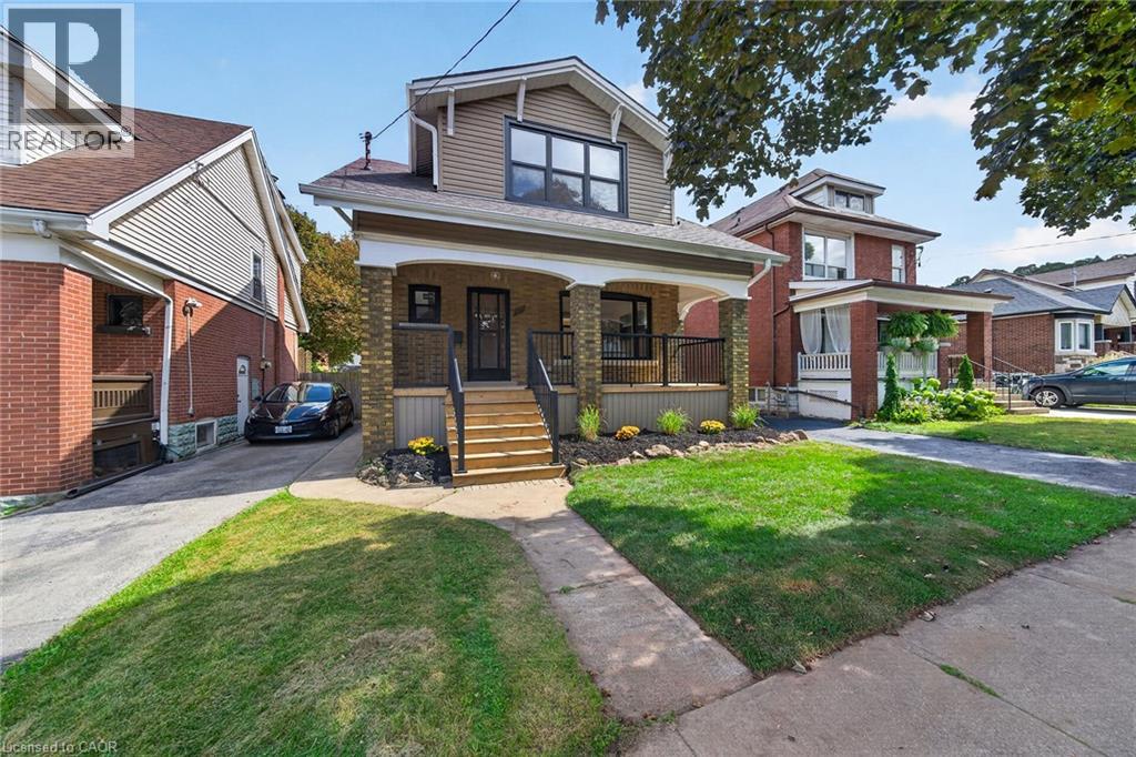 229 PARK Row S - Image 3