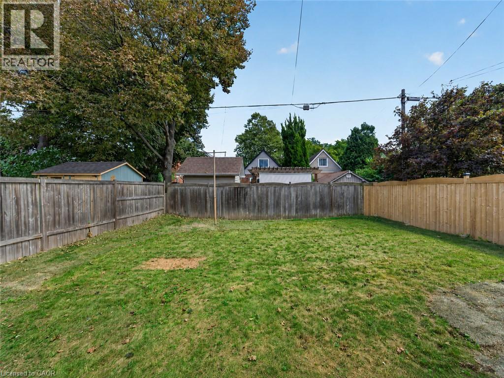 229 PARK Row S - Image 41