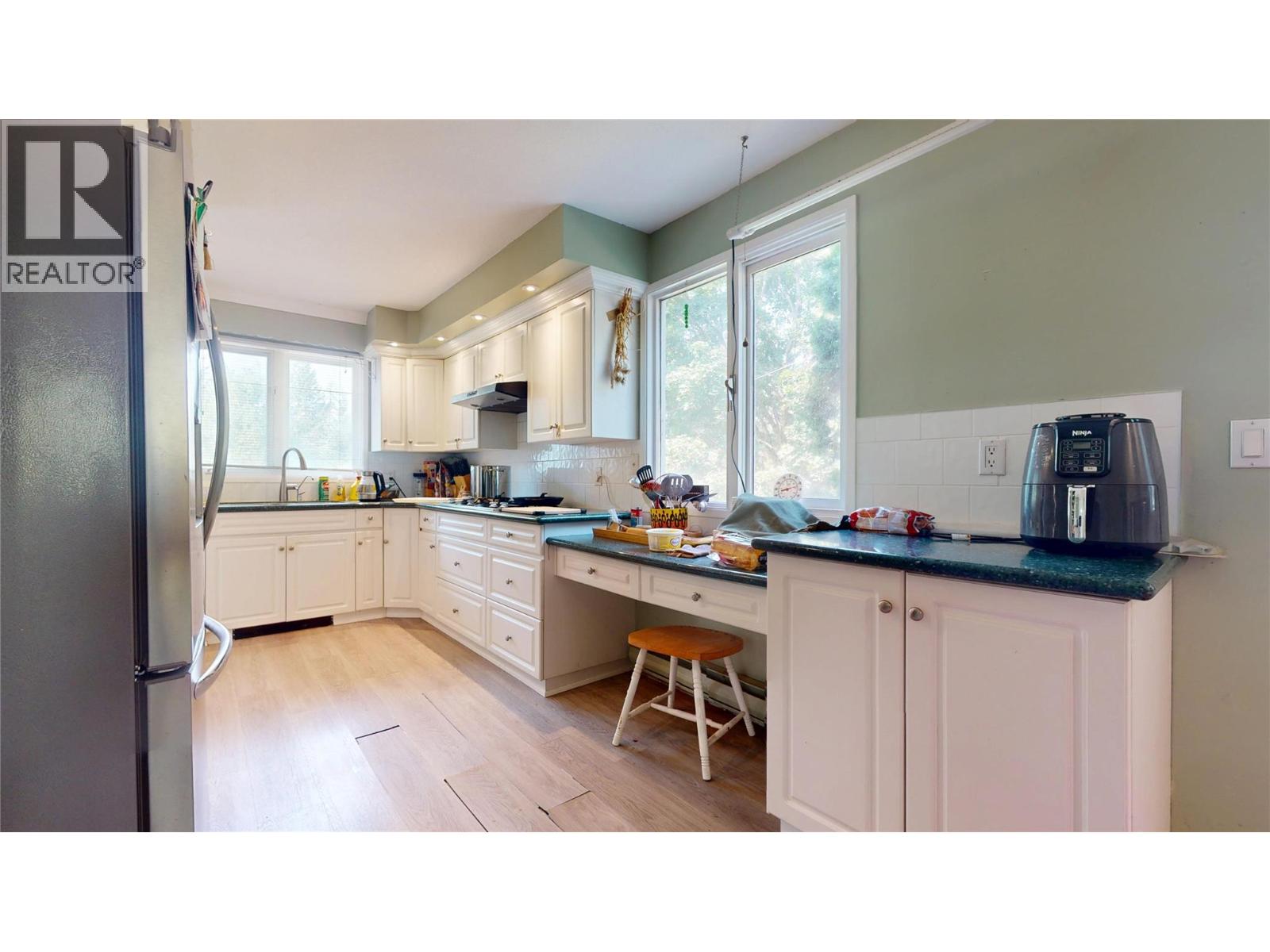 1270 Fox Tree Road - 12