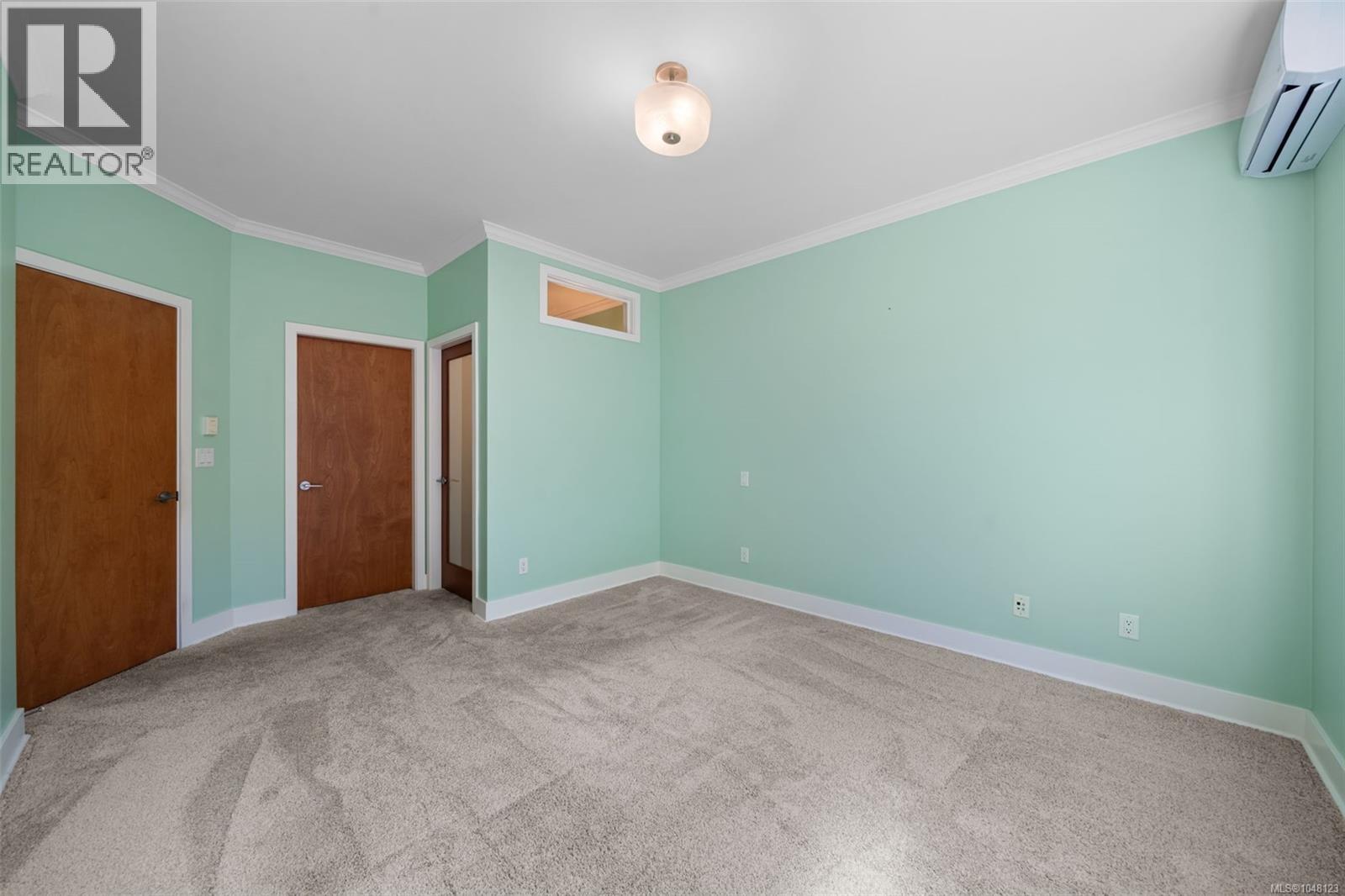 #19 10520 McDonald Park Rd - Image 14