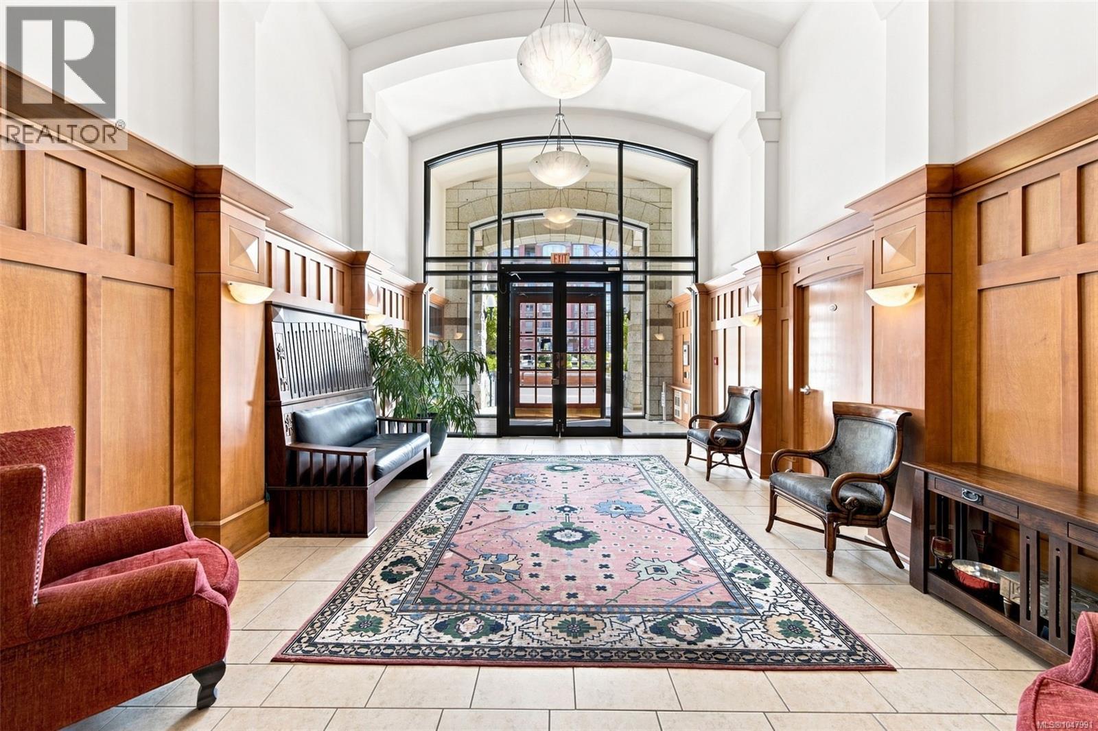 #414 21 Dallas Rd - Image 26