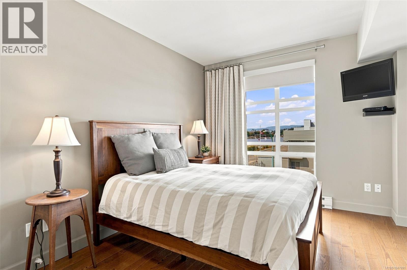 #414 21 Dallas Rd - 4
