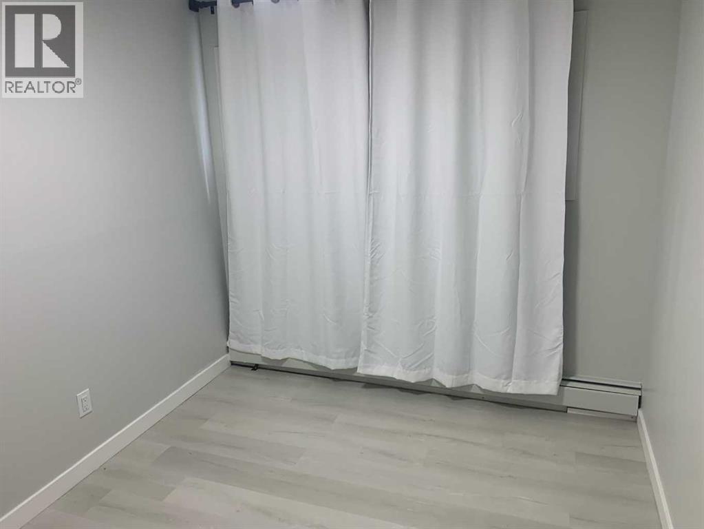 #2 414 41 Street - 14