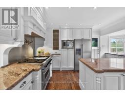 2 Pine Ridge Drive, Toronto, ON M1M2X3 Photo 13