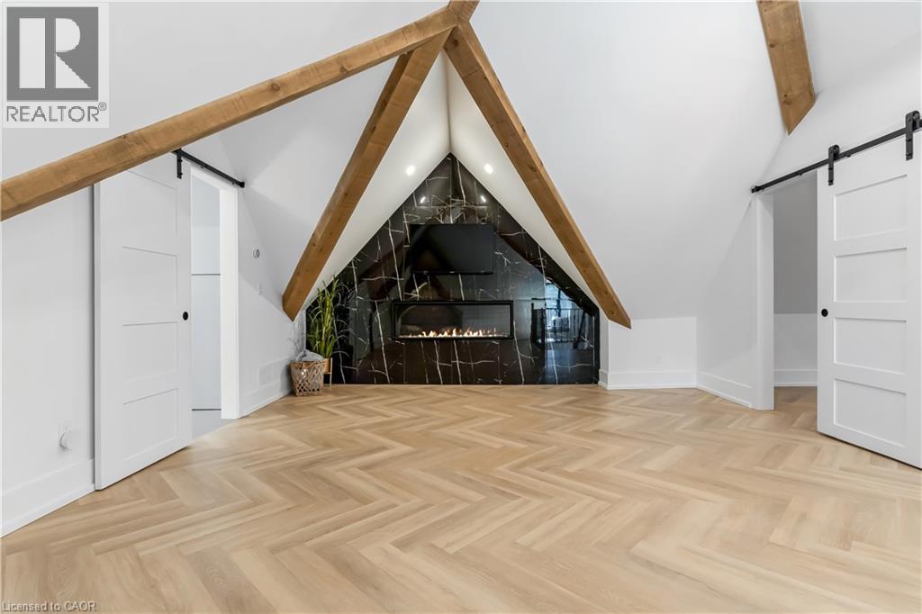 24 PARK Avenue - Image 46