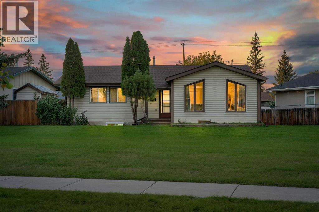 6036 Memorial Drive NE, Calgary, Alberta, T2A3W1