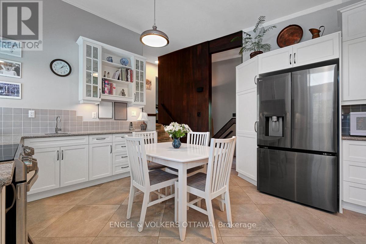 1131 CAMEO DRIVE - Image 20