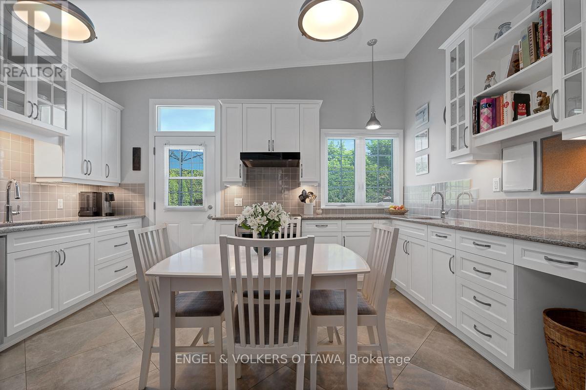 1131 CAMEO DRIVE - Image 25