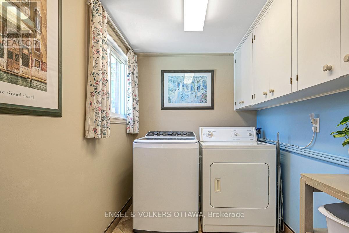 1131 CAMEO DRIVE - Image 34