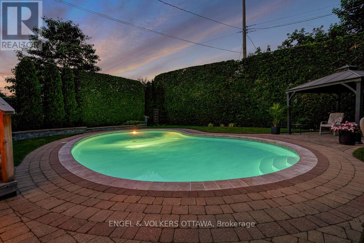 1131 CAMEO DRIVE - Image 44