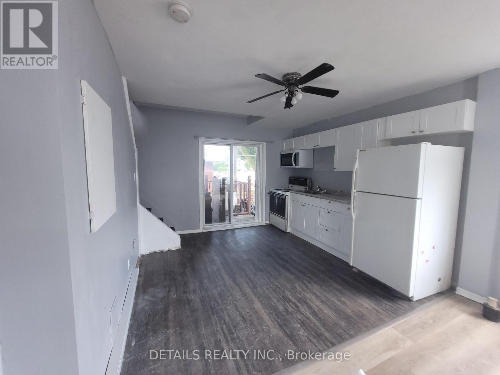 4559 STE CATHERINE STREET - 17