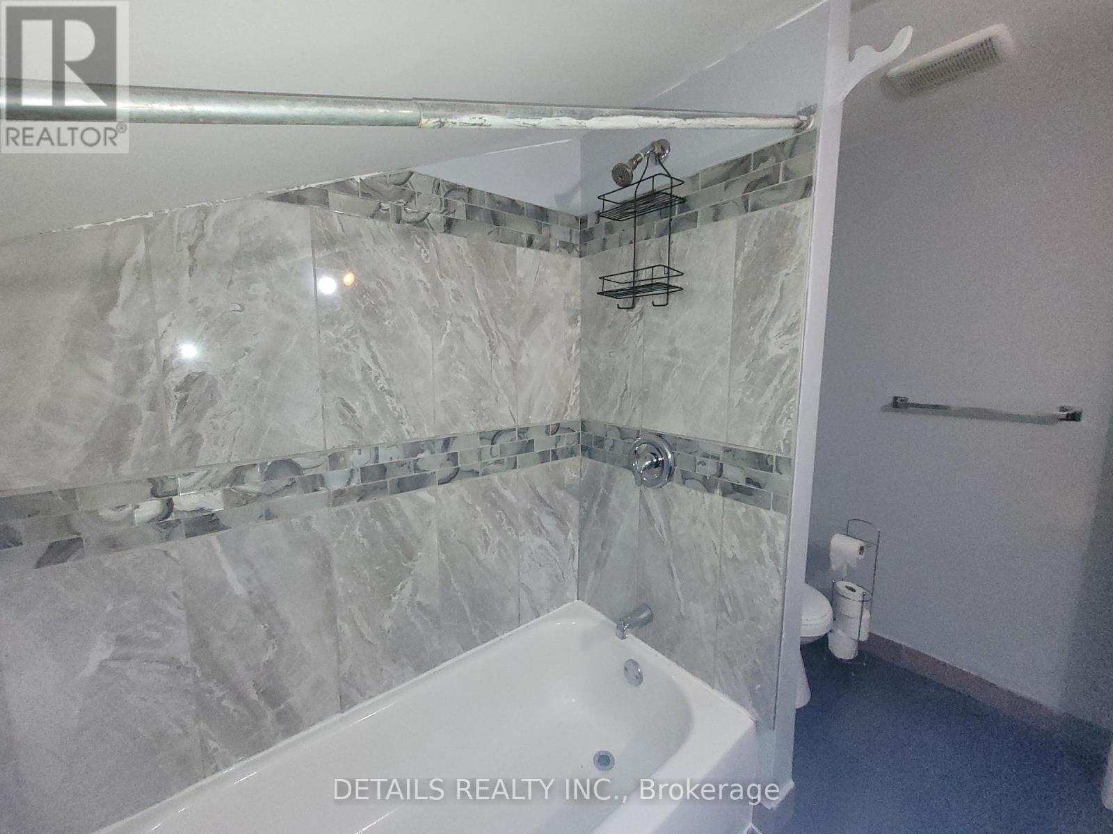 4559 STE CATHERINE STREET - 24