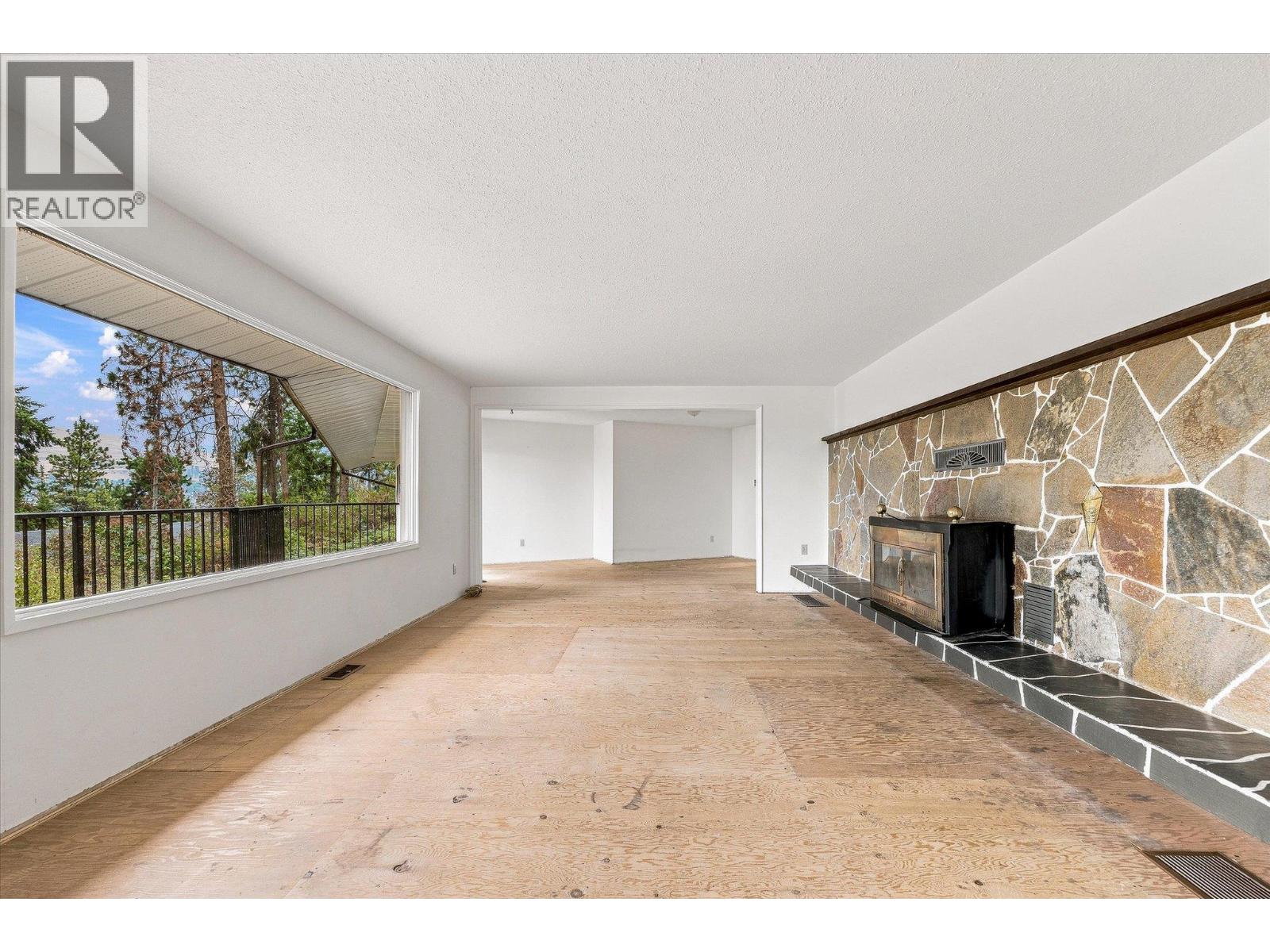  11211 Roberts Road, Lake Country