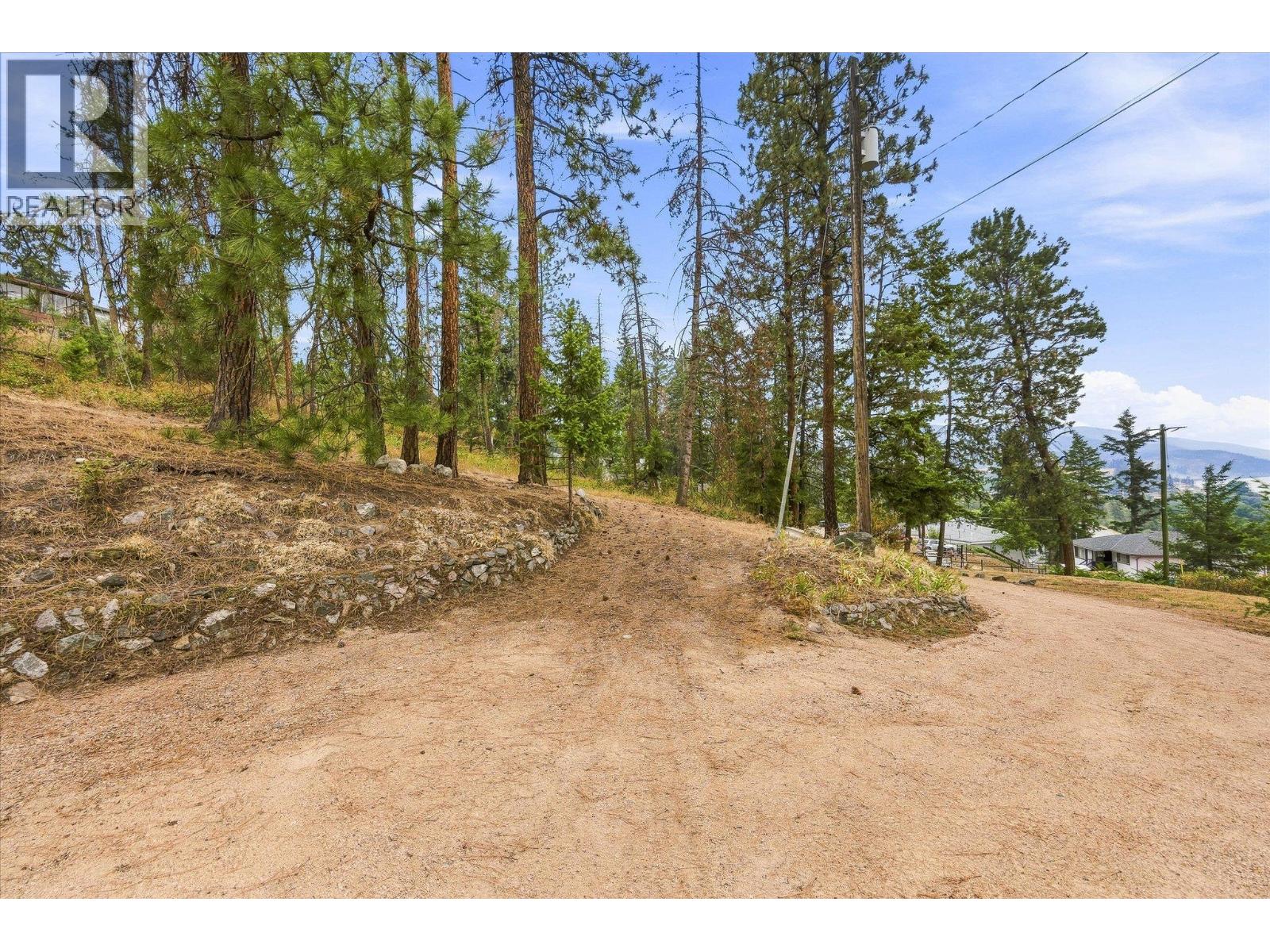  11211 Roberts Road, Lake Country
