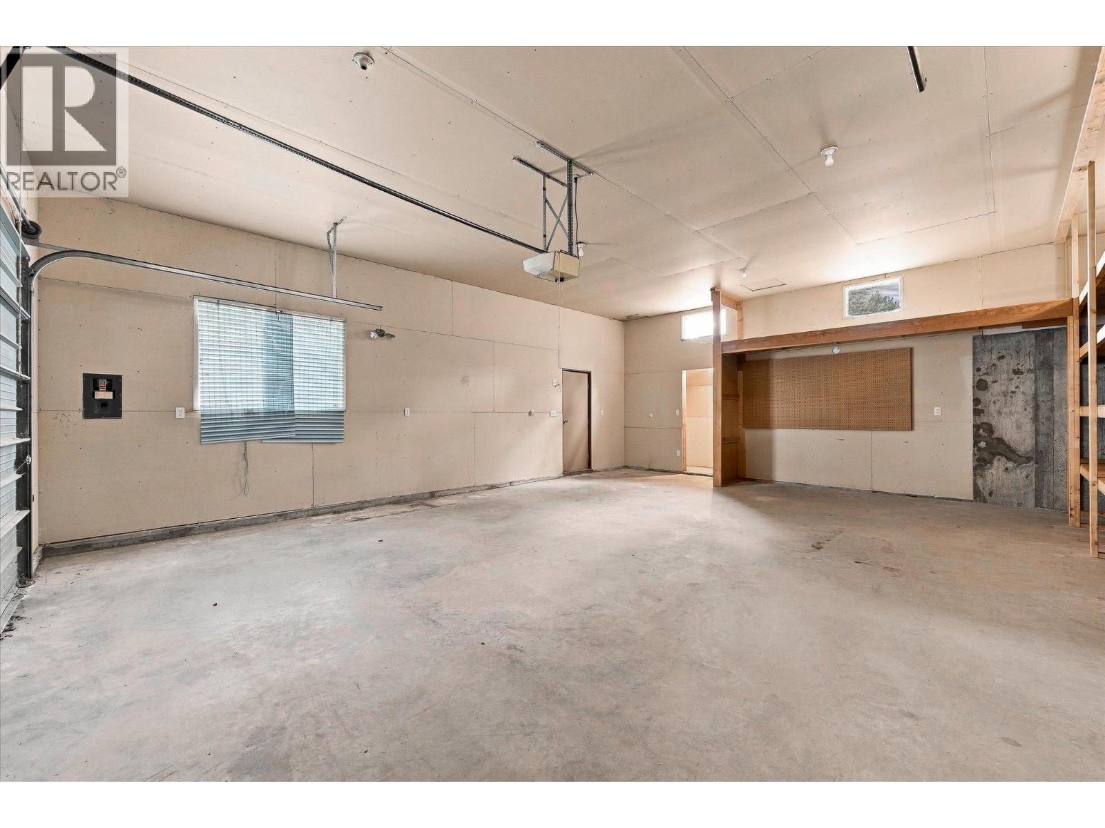  11211 Roberts Road, Lake Country
