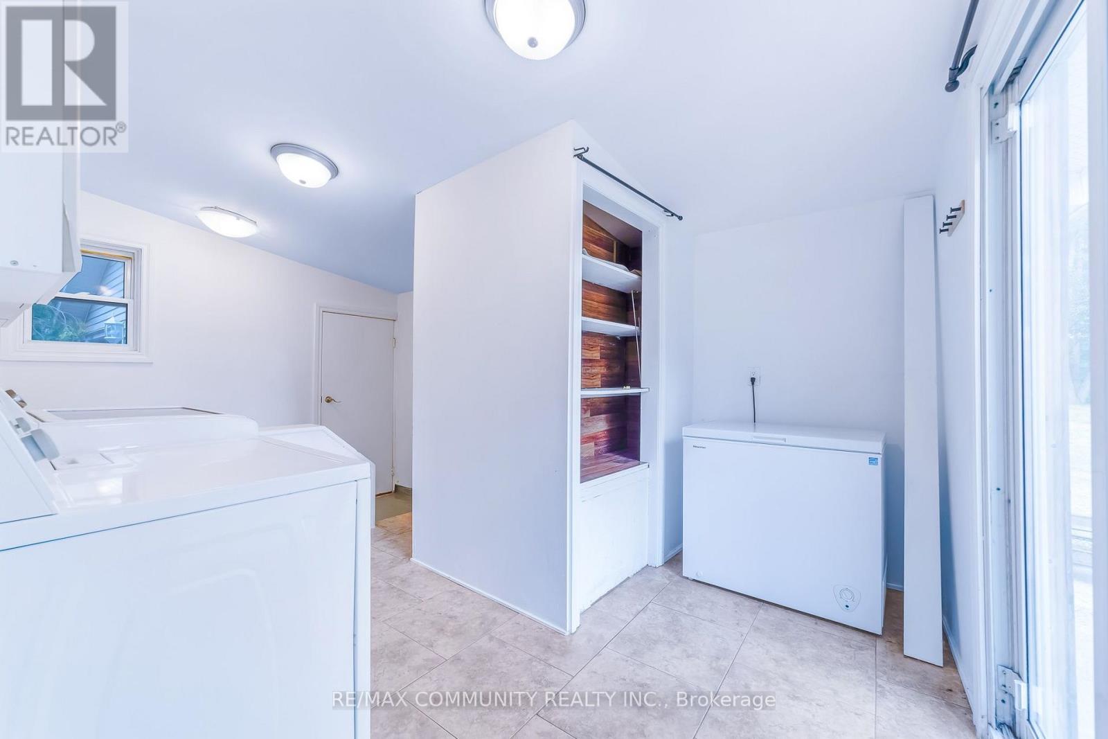 5154 AURORA ROAD - 16