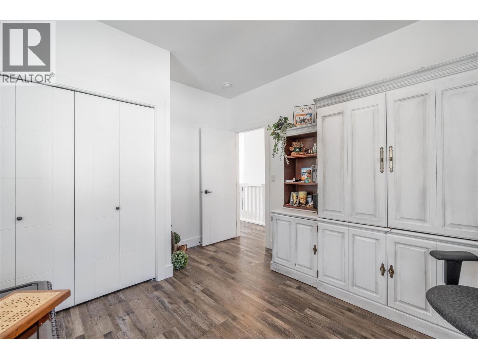 252 2450 Radio Tower Road, Oliver