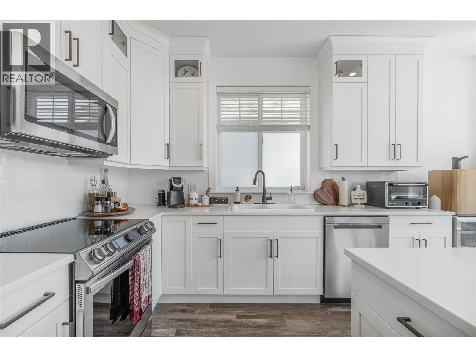 252 2450 Radio Tower Road, Oliver
