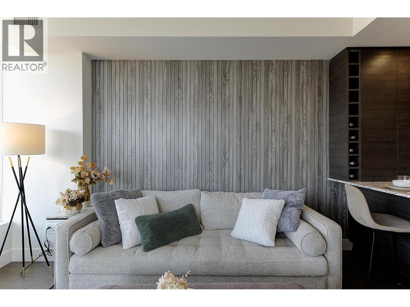 #1307 1191 Sunset Drive - Image 9