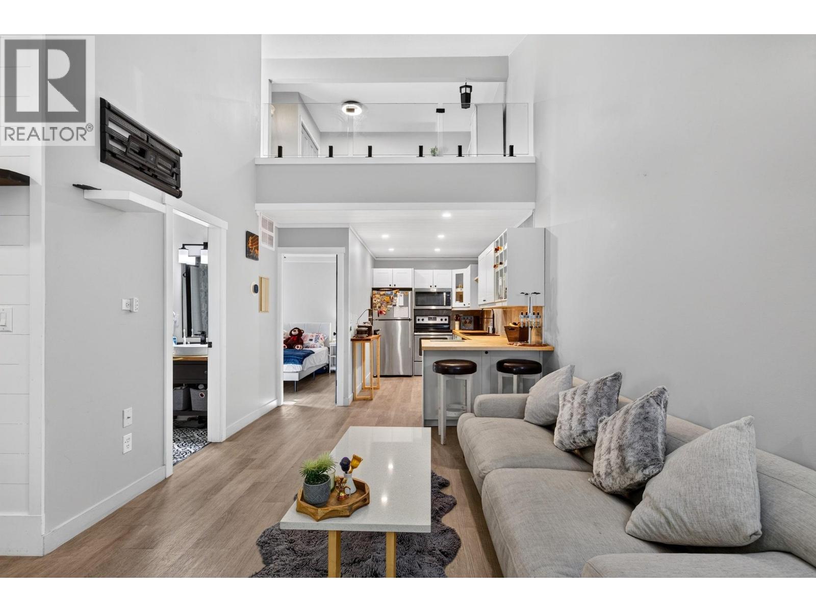 #104 3155 Gordon Drive - 15