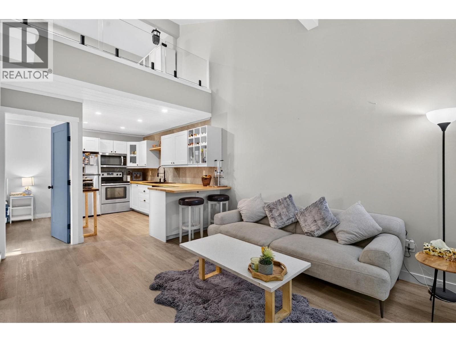 #104 3155 Gordon Drive - Image 12