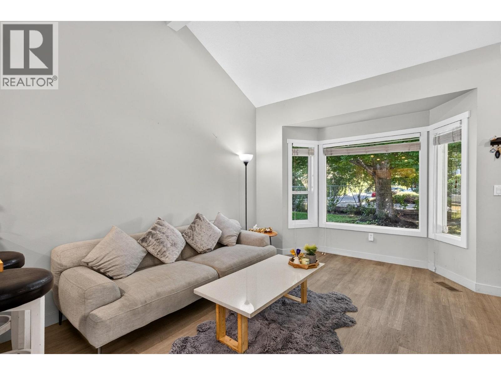 #104 3155 Gordon Drive - Image 14