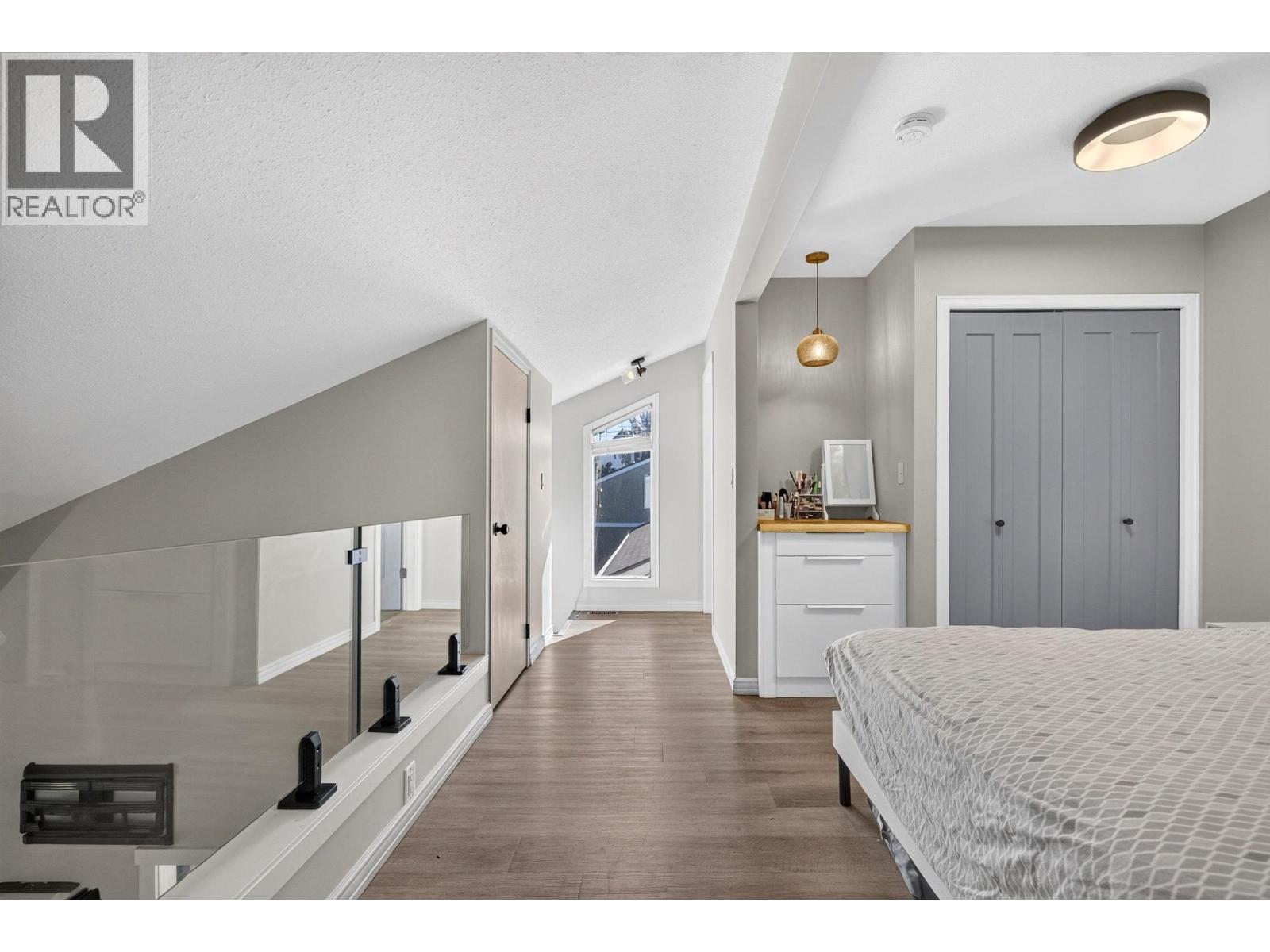 #104 3155 Gordon Drive - Image 7