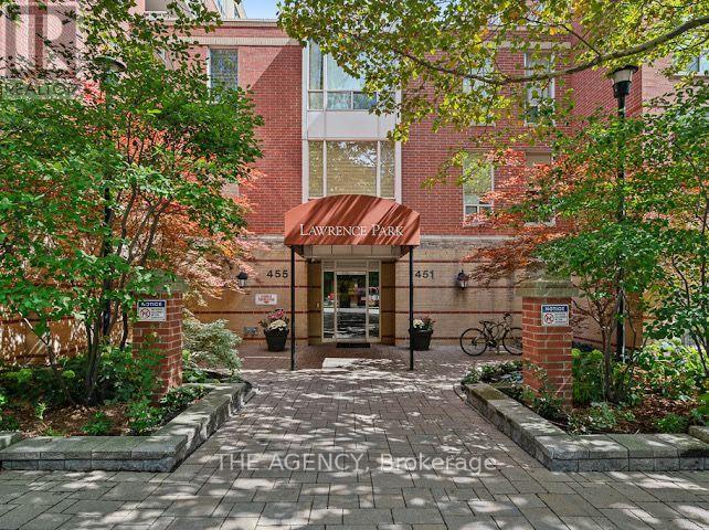 Photo of 451 Rosewell Avenue